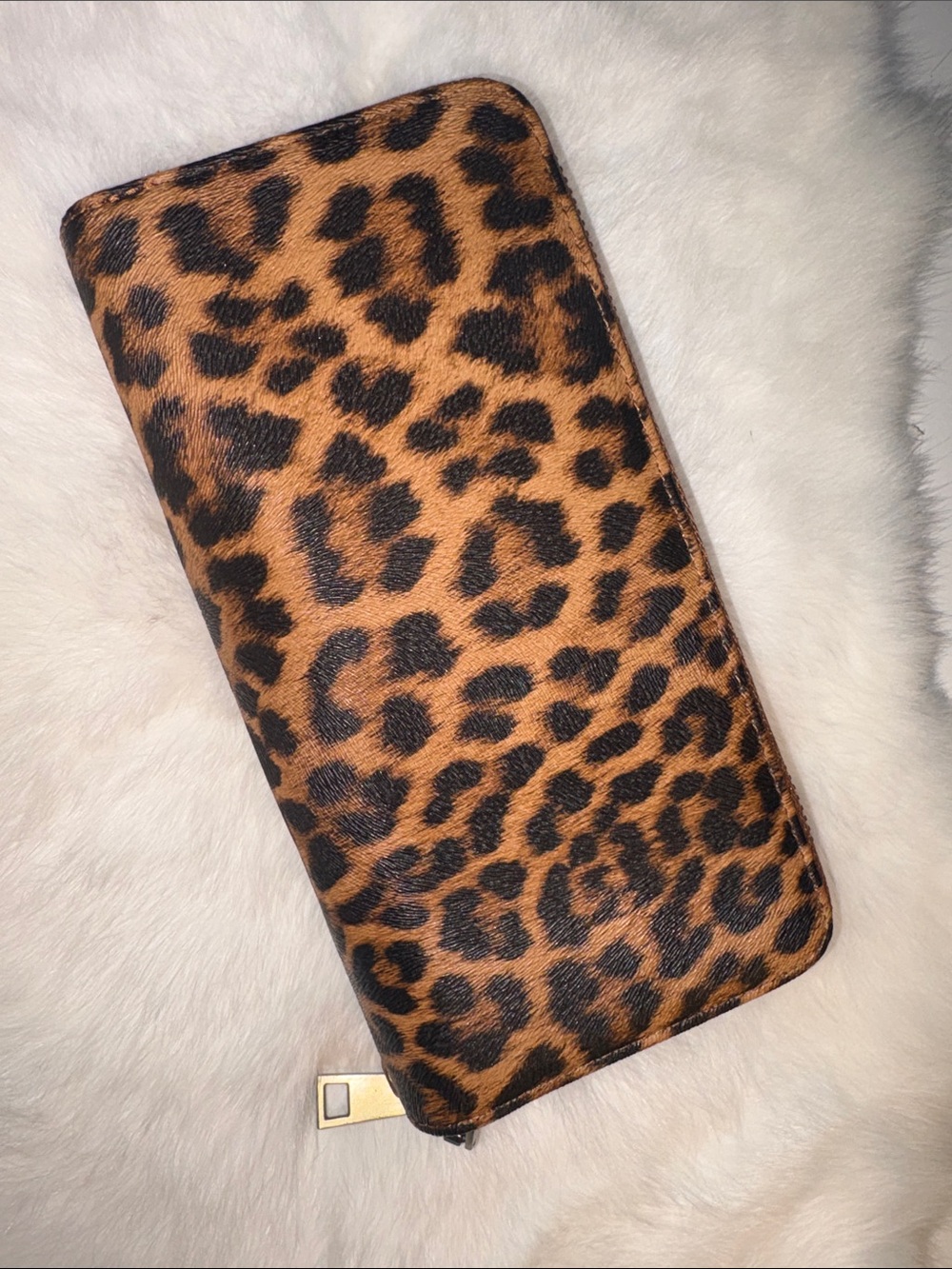 ❤️🔥NWOT Leopard Print Zip Wallet